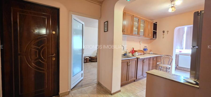 GARA - ABATOR 2 CAMERE DECOMANDATE MOBILAT + UTILAT CENTRALA GAZE PRET 450 EURO - 5