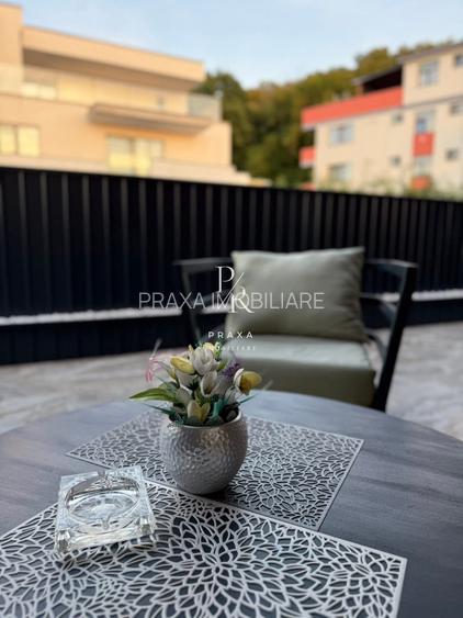 Apartament LUX 3 camere tip penthouse +TERASA ,parcare zona Sub Cetate! - 9