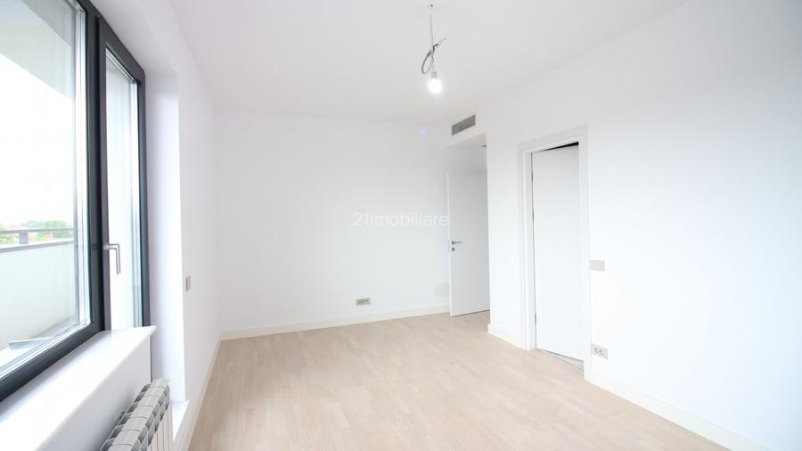 Penthouse 4 camere, 125 mp, 3 bai, terasa 97 mp, etaj 3/3, lift, singur pe etaj - 19