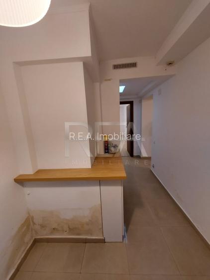 3 camere Parc Floreasca, 58 mp, inst. schimb., anvelopat -  de renovat - 7