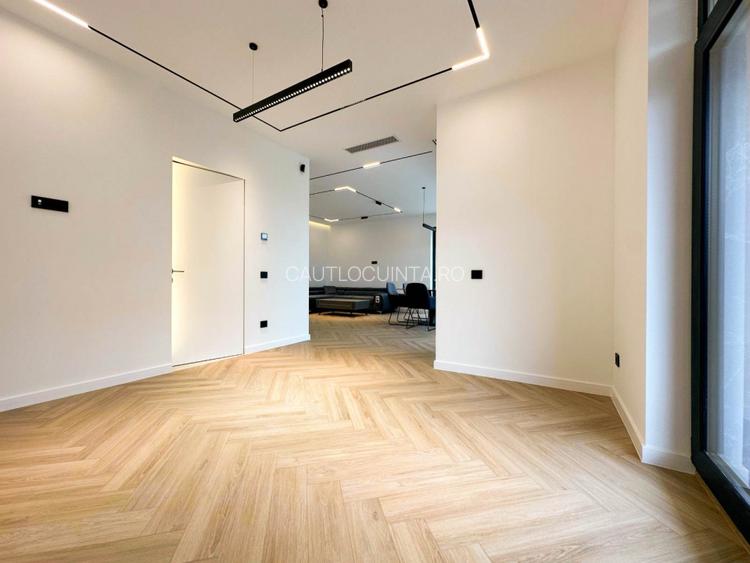 Vila Lux 5 camere de vanzare Tunari | Olga Gudynn International School  - 3