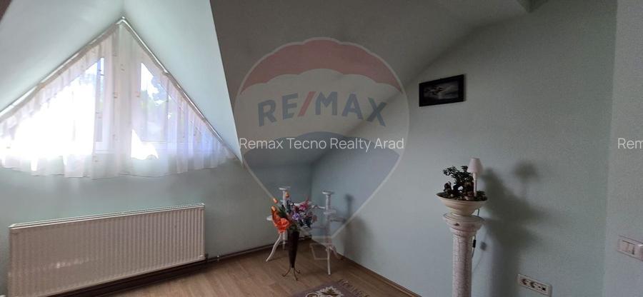 Casă cu etaj deosebită în Chișineu-Criș – un cămin creat cu suflet - 15