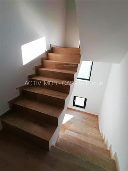 Casa- Vila -  soseaua Bucuresti - Magurele -Carrefour(fosta Cora)- 195000E-  tva - 11