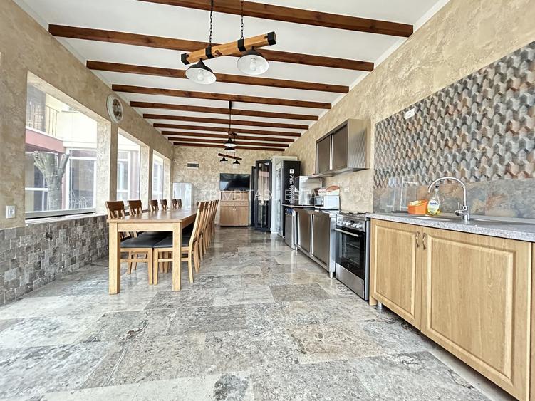 Pensiune Casa Eva Statiunea 2 Mai - 12 camere - teren 600 mp - 13