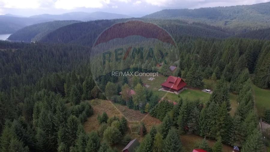 Casă de vacanță, de vânzare, pretabilă locuință sau afacere hotelieră - 18