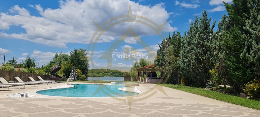 DOM00444 - Vila luxurianta la lac cu ponton si casa de barca  Snagov - 36