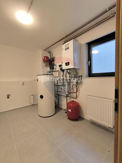 Casă de vanzare - 38