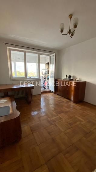 Apartament 3 camere, semidecomandat, et 4/4, zona Democratiei - 2