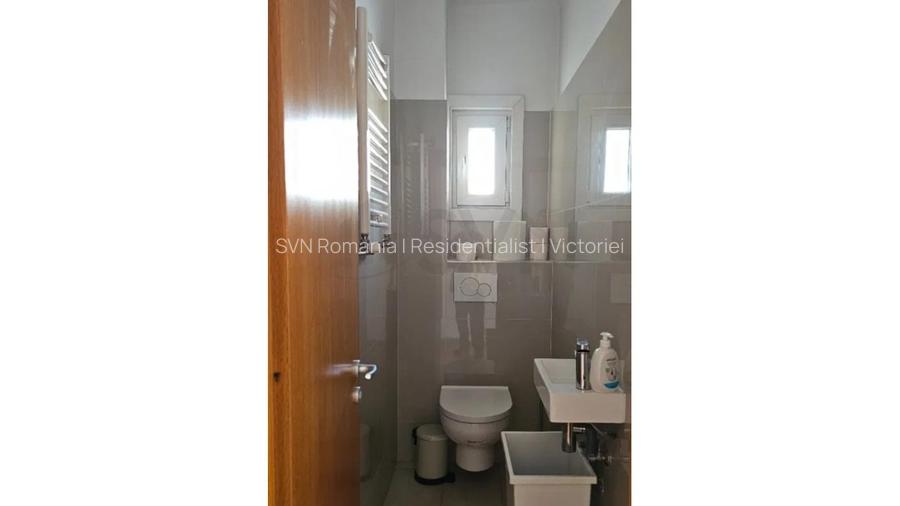 REC3001694 Spatiu comercial pentru BIROURI I Piata Romana I - 11