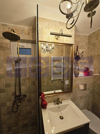 De vanzare apartament 2 camere renovat modern cu balcon in zona Piata Victoriei - 3