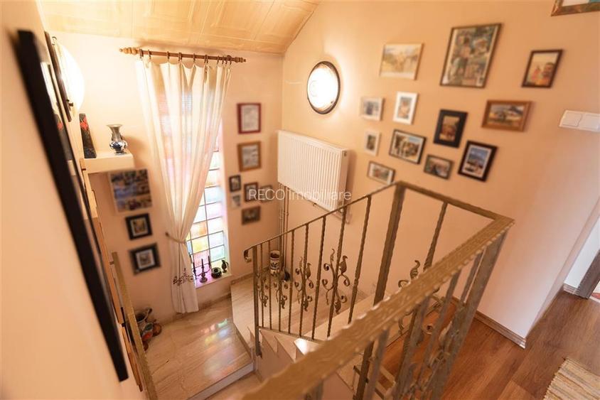 Casa P+M cu 4 camere+living+loc de luat masa in Santion - 35