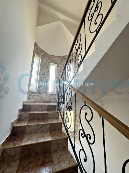 Casa pe 3 nivele si teren de vanzare, central in Sanmartin,  Bihor - 10