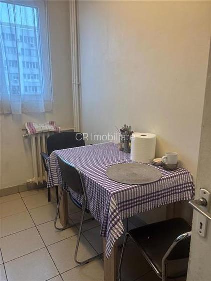 Apartament 3 camere spațios Metrou Dristor - 8