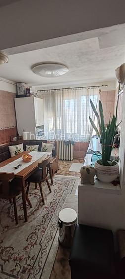 Apartament 3 camere, decomandat, vedere panoramica - 3