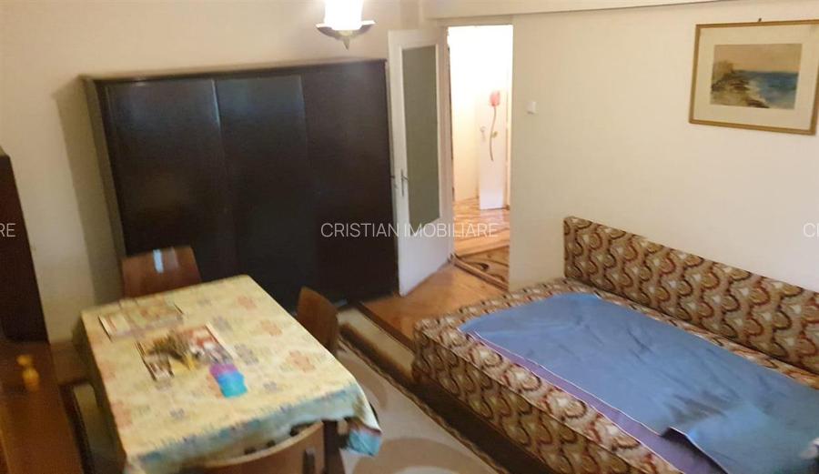 Ultracentra Calarasilor - Bariera 2 camere etaj 2, confort 1 decomandat Spatios, - 2