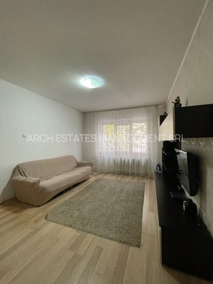 Mihai Bravu, Kaufland, Muresana - 2