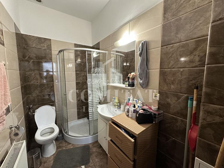 Casa cu 2 apartamente | Ultracentral | ideal investiție - 20