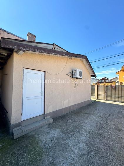 Casa de vanzare in Chiajna - 2 corpuri locuibile + spatiu comercial - 23
