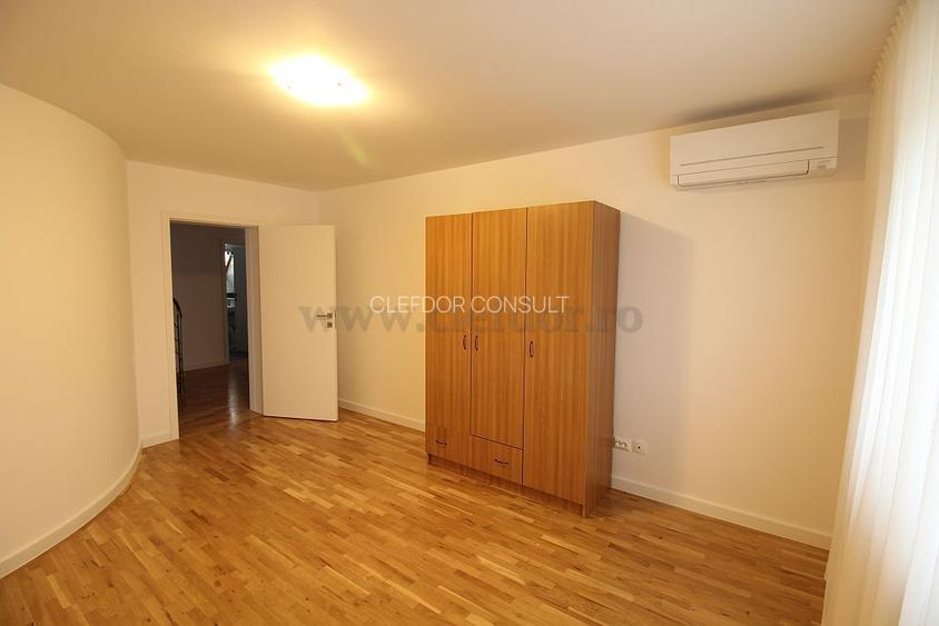 Vilă cu Piscina de închiriat în zona Iancu Nicolae - 14