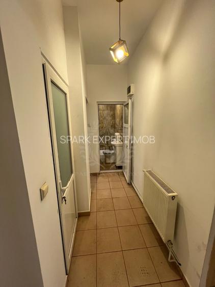 Inchiriere casa/ spațiu comercial, D+P+M in Urlati, zona centrala - 11