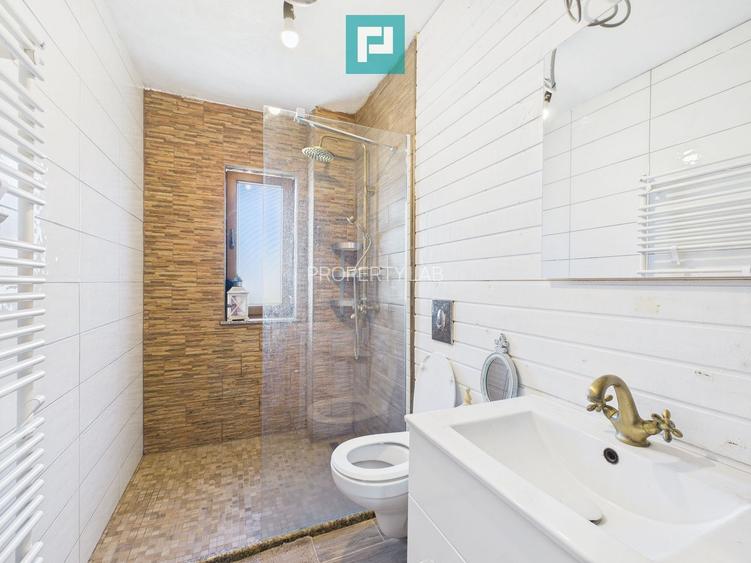 Casă modernă cu 6 camere în Vladimirescu - 10