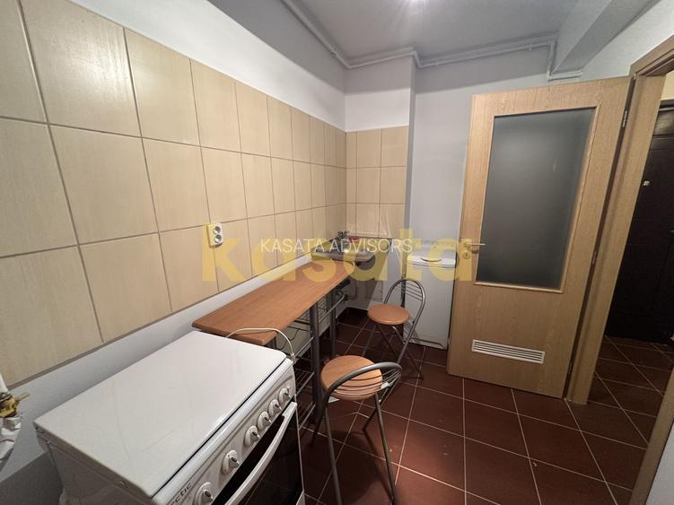 Garsonieră | Zona Brâncuși | Etaj Intermediar | Bloc 2010 - 4