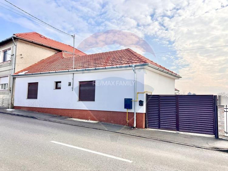 Casă de vânzare în zona Oncea, Str Ion Bogdan, teren 2.000 mp - 5