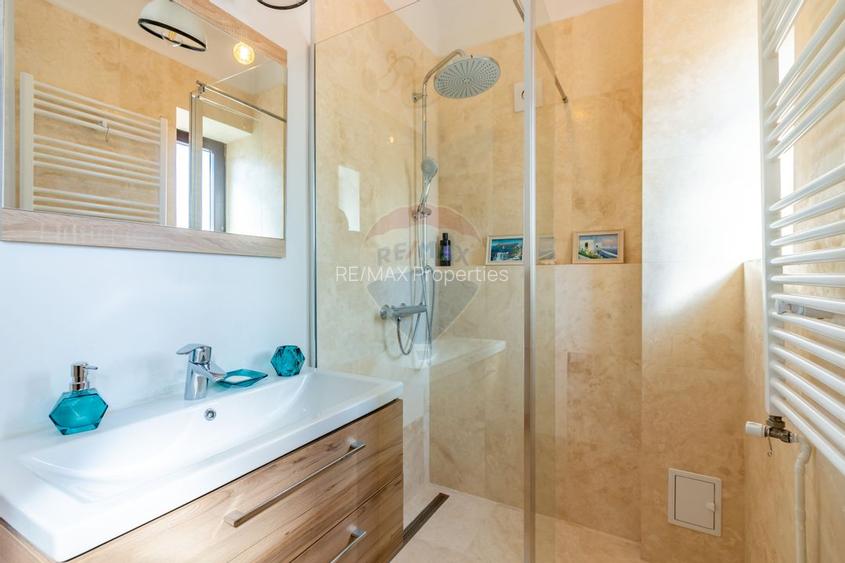 Casă / Vilă de vanzare la intrare in Mogosoaia, padure, teren 1097mp - 10