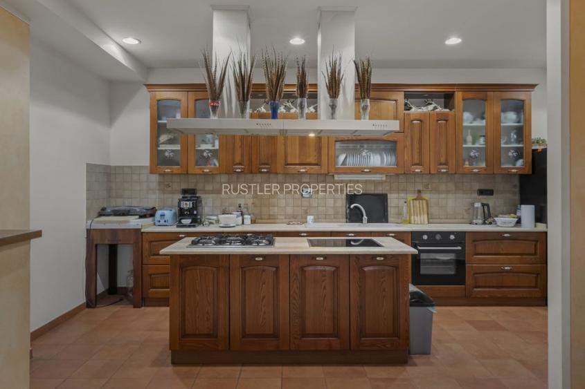 Vila Exclusivista din Cernica - Eleganta, Spatiu si Natura. - 8