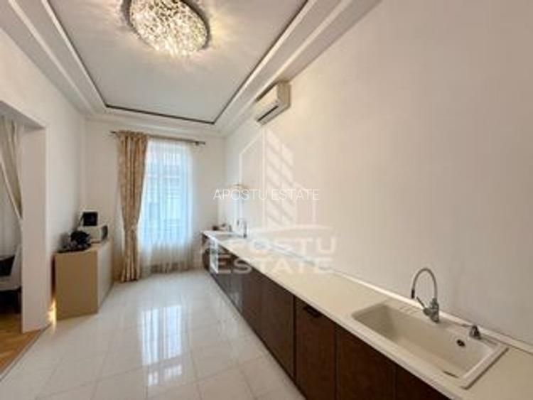Apartament cu 3 camere, zona Semi-Centrala, Tavan Inalt - 9