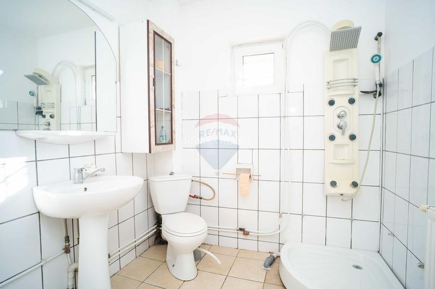 Casă / Vilă de vânzare 250mp, cu Teren 1560mp - Tomesti, Chicerea DN28 - 10