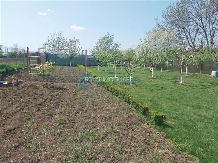 Royal Imobiliare-Vanzare Vila Zona Barcanesti - 4