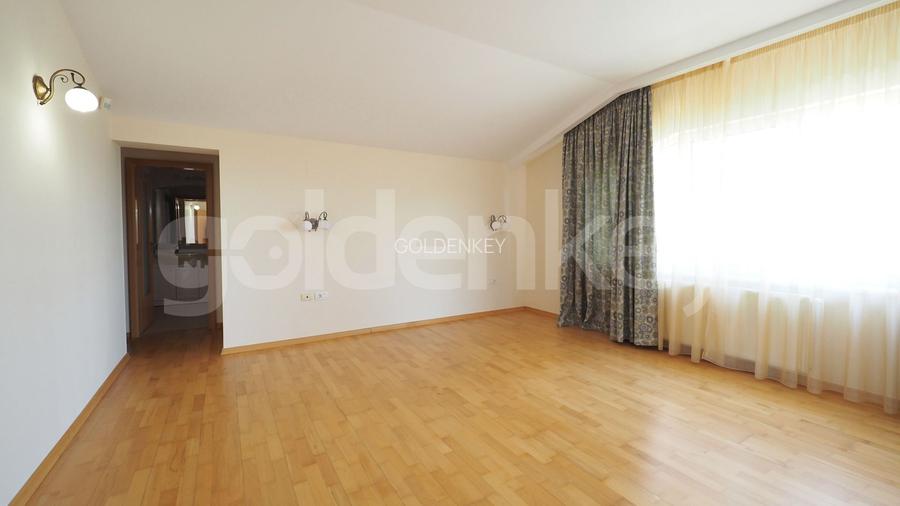 Vilă cu 5 camere | 2 garaje | 350mp gradina - 10