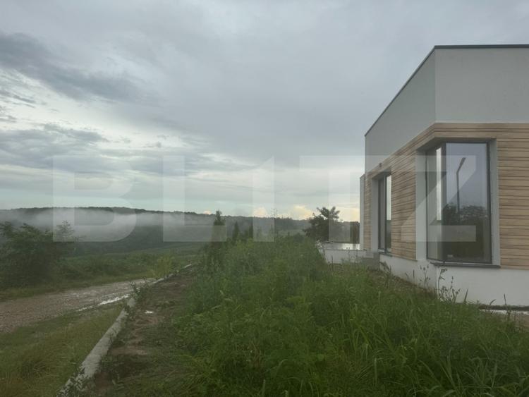Casă nouă mediteraneană, 3 camere, 105 mp utili, teren 630 mp, drum privat