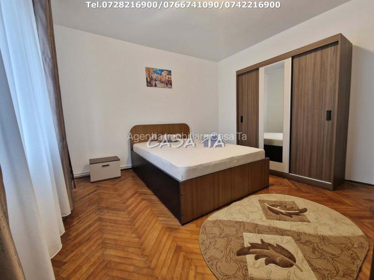 Inchiriere apartament 3 camere , situat in Targu Jiu, Str Unirii - 6