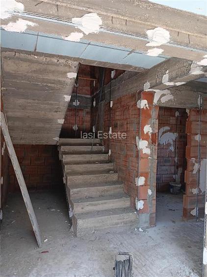 Pietrarie Barnova langa padure VILA P+E su 120mp teren 400mp (rest de plata in 3 - 7