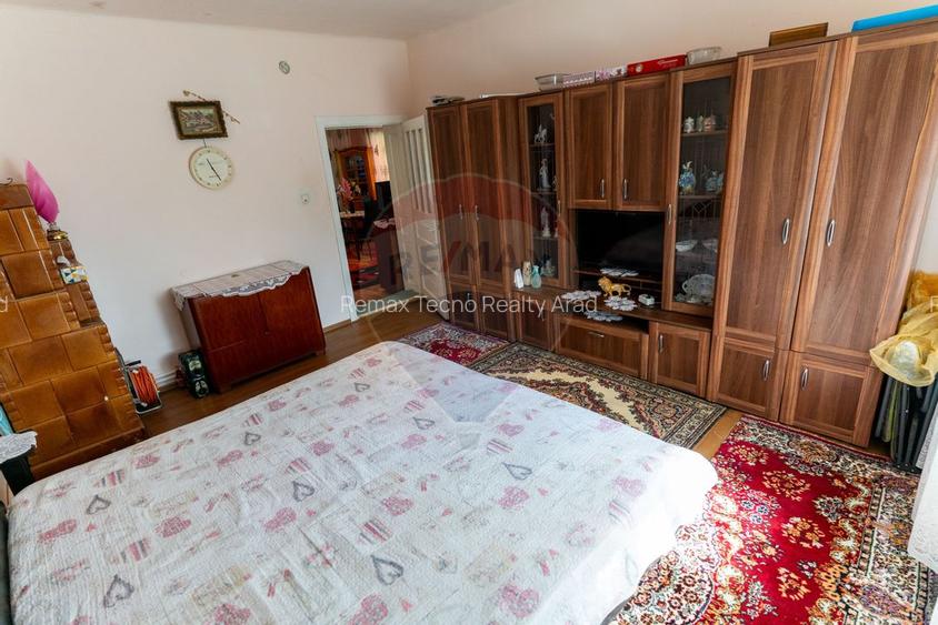 Casă / Vilă cu 3 camere de vânzare - 21