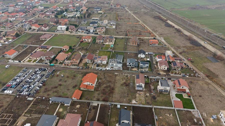 Teren intravilan de 925 mp în Vladimirescu - 19
