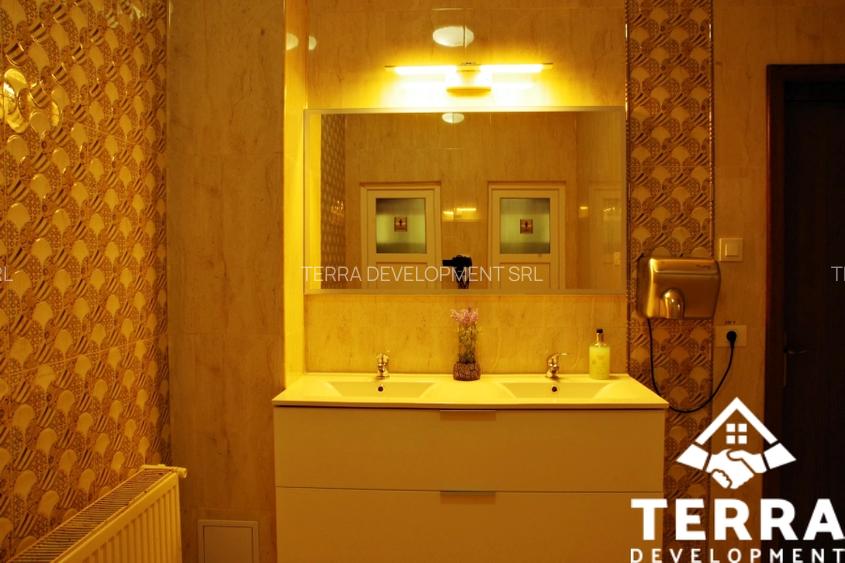 Eleganță la malul mării, cu potențial de business real - 9