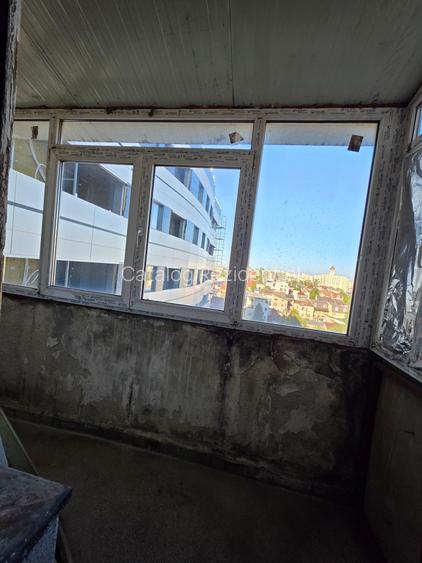 Apartament cu 3 camere de vanzare in zona Grivita - metrou Basarab 1 min. - 5