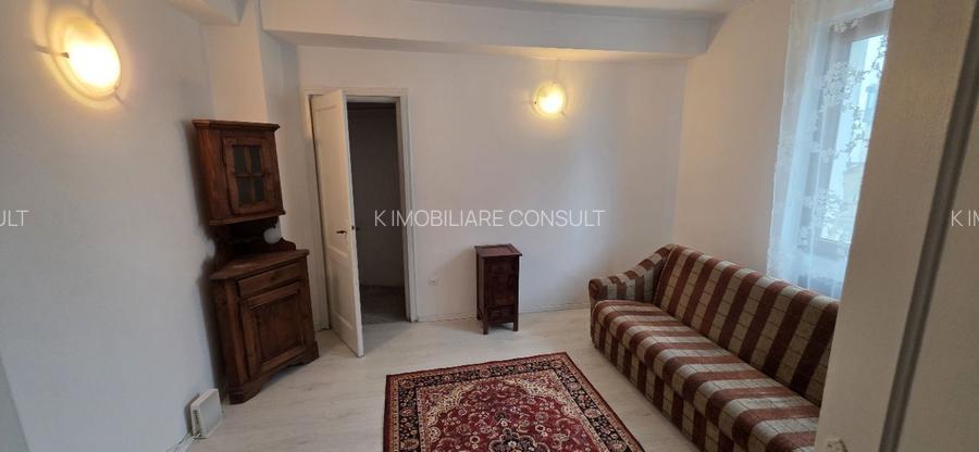 Central str. Doamnei apartament 3 cmaere de inchiriat - 25