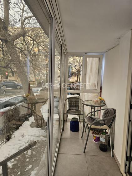 3 CAMERE - INEL I - 10