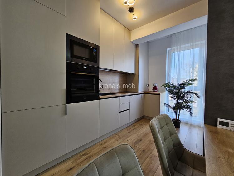 Apartament cu 3 camere, parcare subterana, Str. Mihai Viteazul - 7