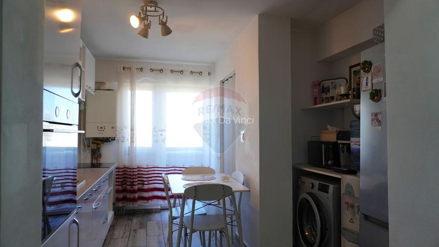 Apartament cu 3 decomandat de vânzare pe Calea Bucuresti 63 mp+balcon - 6