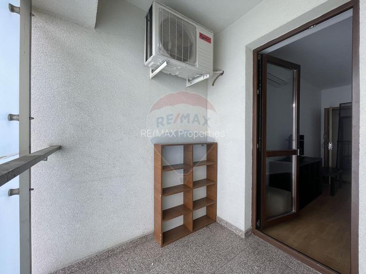 Garsoniera in Brancoveanu Tower,  Mega Image Secuilor - 5
