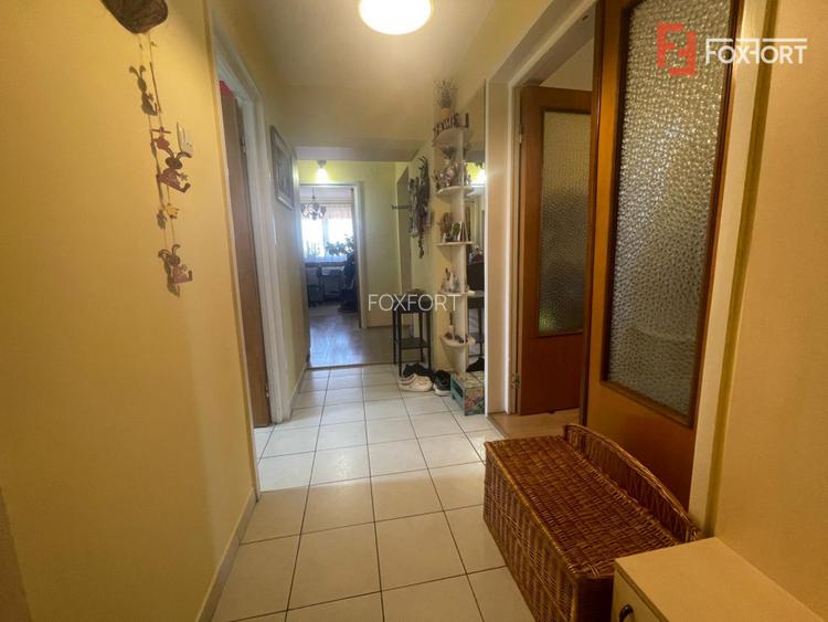 Apartament 5 camere, decomandat, Aurel Vlaicu - 9