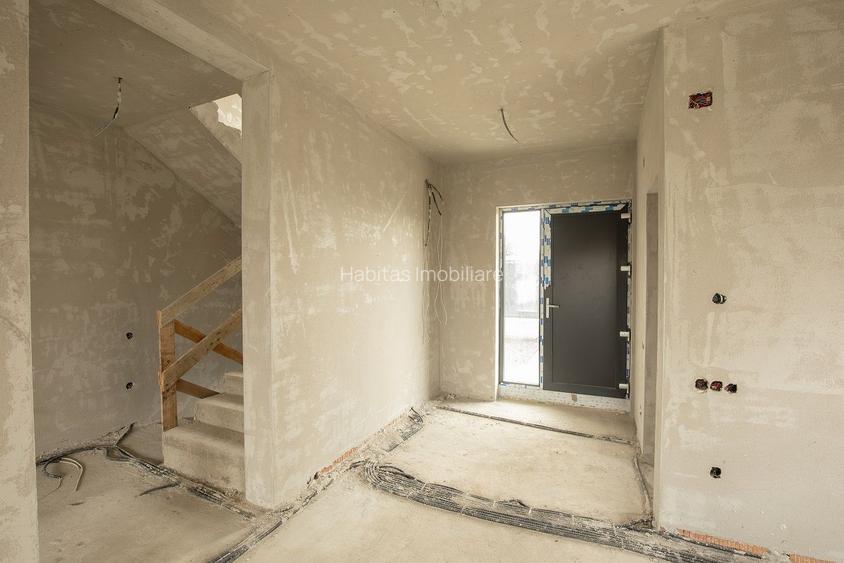 Case noi,  cu C.F.cuplate S+P+E+ Pod, cu cate 303 mp teren in Chinteni - 15