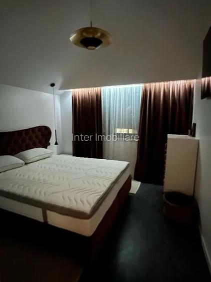 Apartament, 3 camere semidecomandat, 80 mp, Podul de Fier de inchiriat Cod161041 - 2