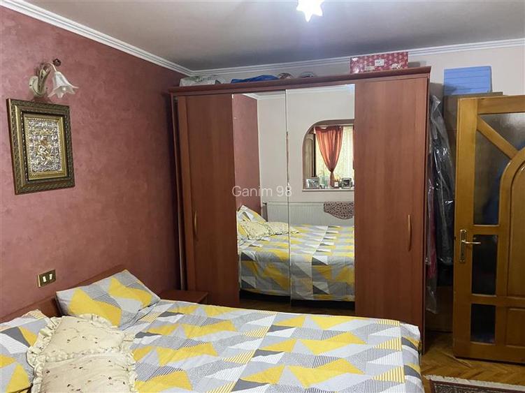 Apartament 3 camere, zona 2 Stejari , imbunatatit , mobilat - 8