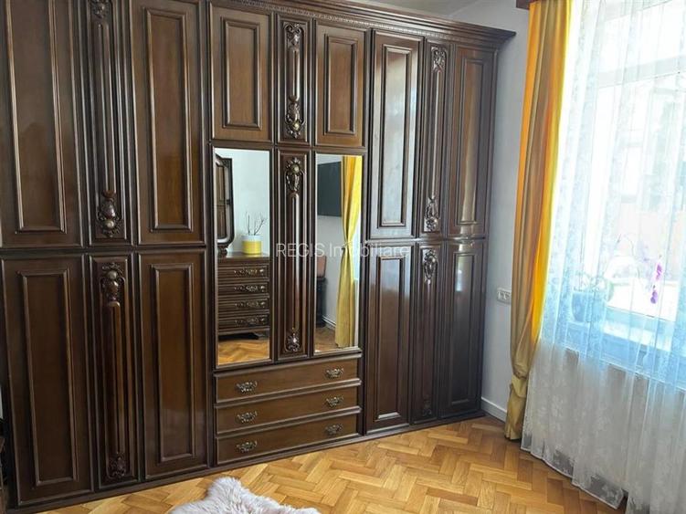 Casa de vanzare renovata complet 2025 Centru Civic - 8